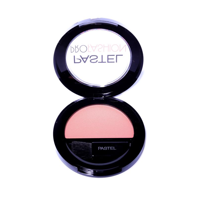 Pastel Profashion Blush On 135 – 6gm