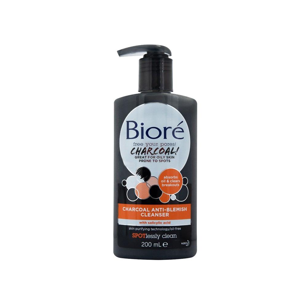 Biore Charcoal Anti-Blemish Cleanser – 200ml