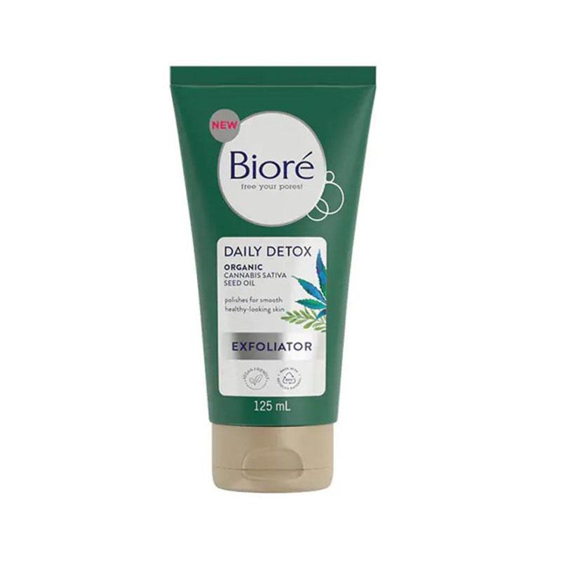 Biore Daily Detox Exfoliator Face Scrub – 125ml