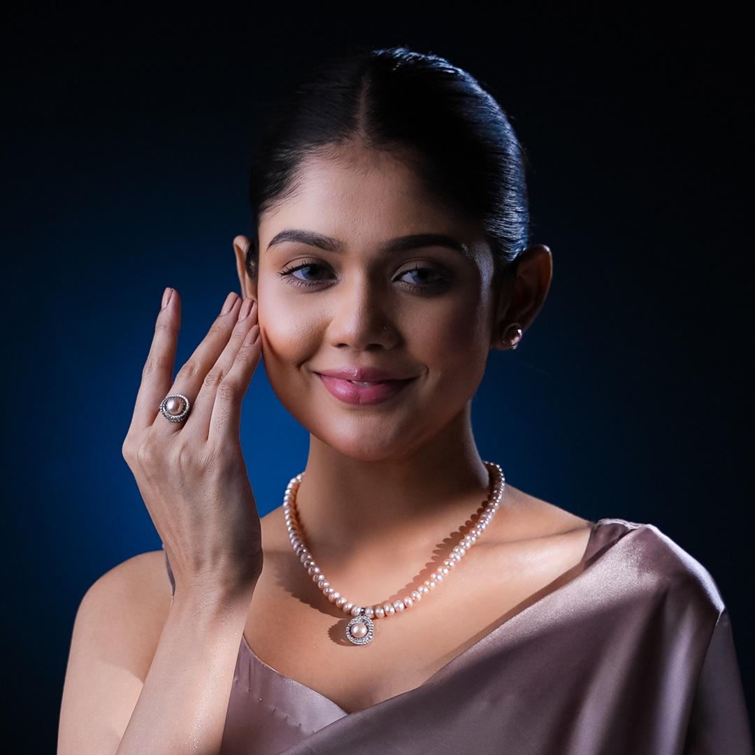 The Royal Pearl (Set- Necklace, Top, Finger Ring) – Shajgoj
