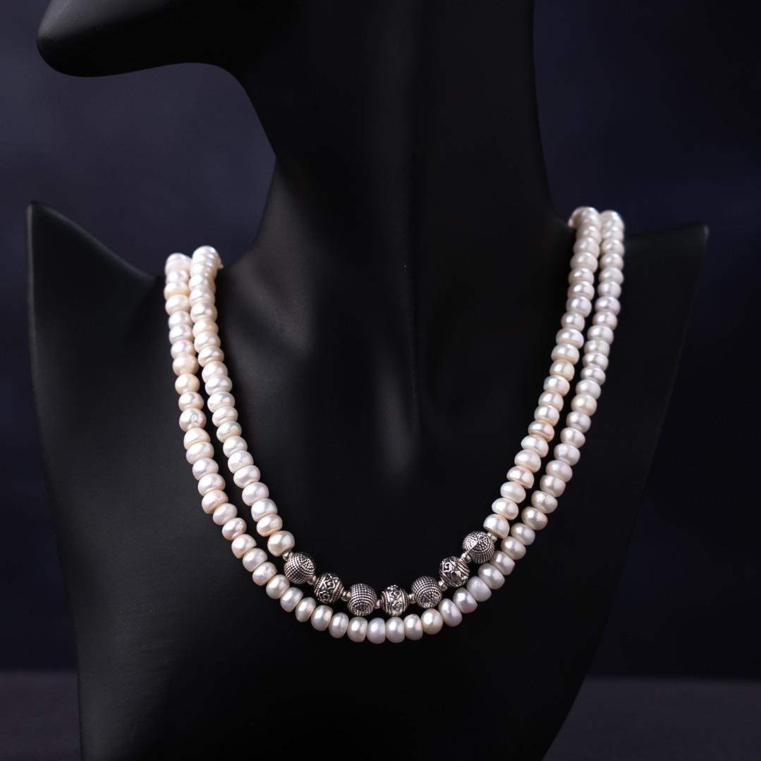 Silver & White Necklace – Shajgoj