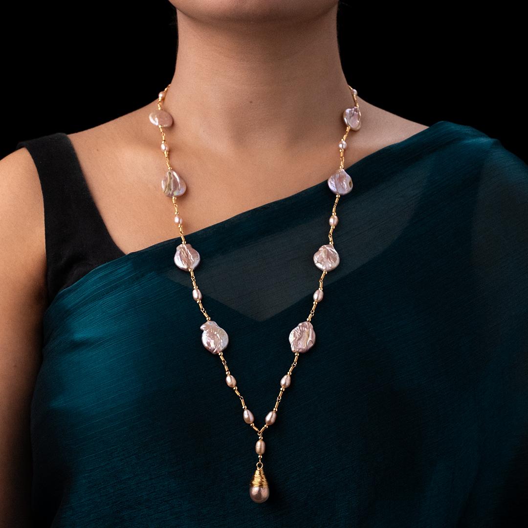 Exclusive Mother Pearl Studded Necklace – Shajgoj