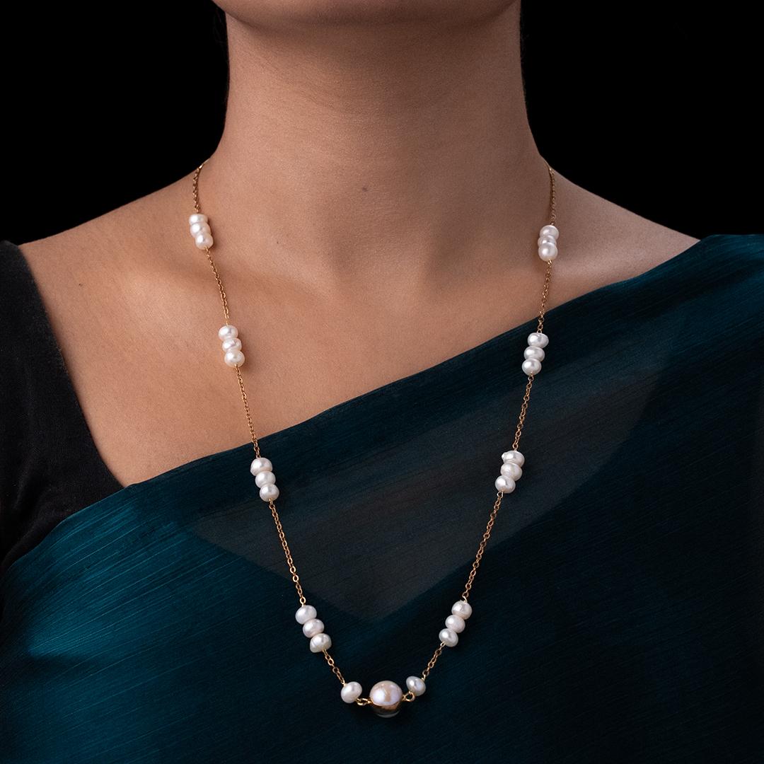 Pearl Necklace with Golden Chain – Shajgoj