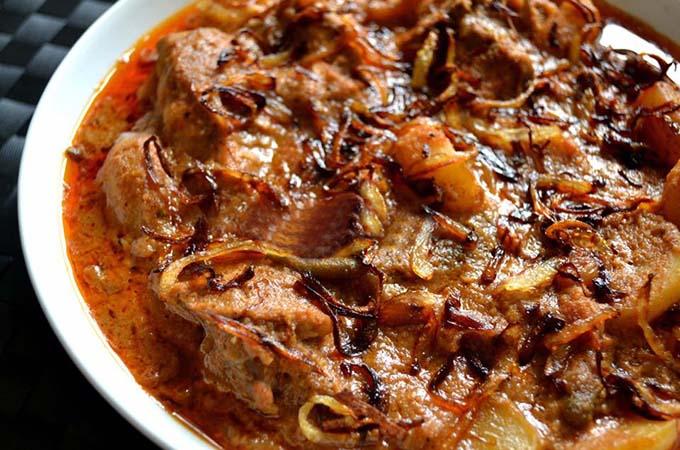 সাতকড়া দিয়ে মুরগির রেজালা