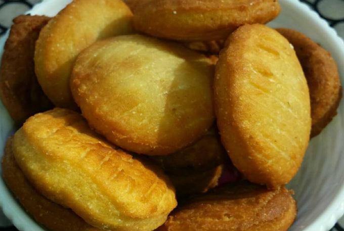 ডিম দিয়ে তৈরি মজাদার বিস্কিট পিঠা