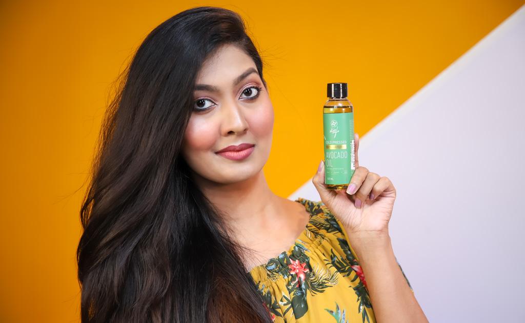 মজবুত ও লম্বা চুল পেতে অ্যাভোকাডো অয়েলের ম্যাজিকাল সল্যুশন!