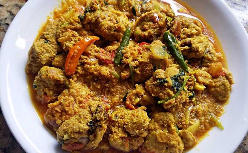 মাছের ডিমের দোপেয়াজা