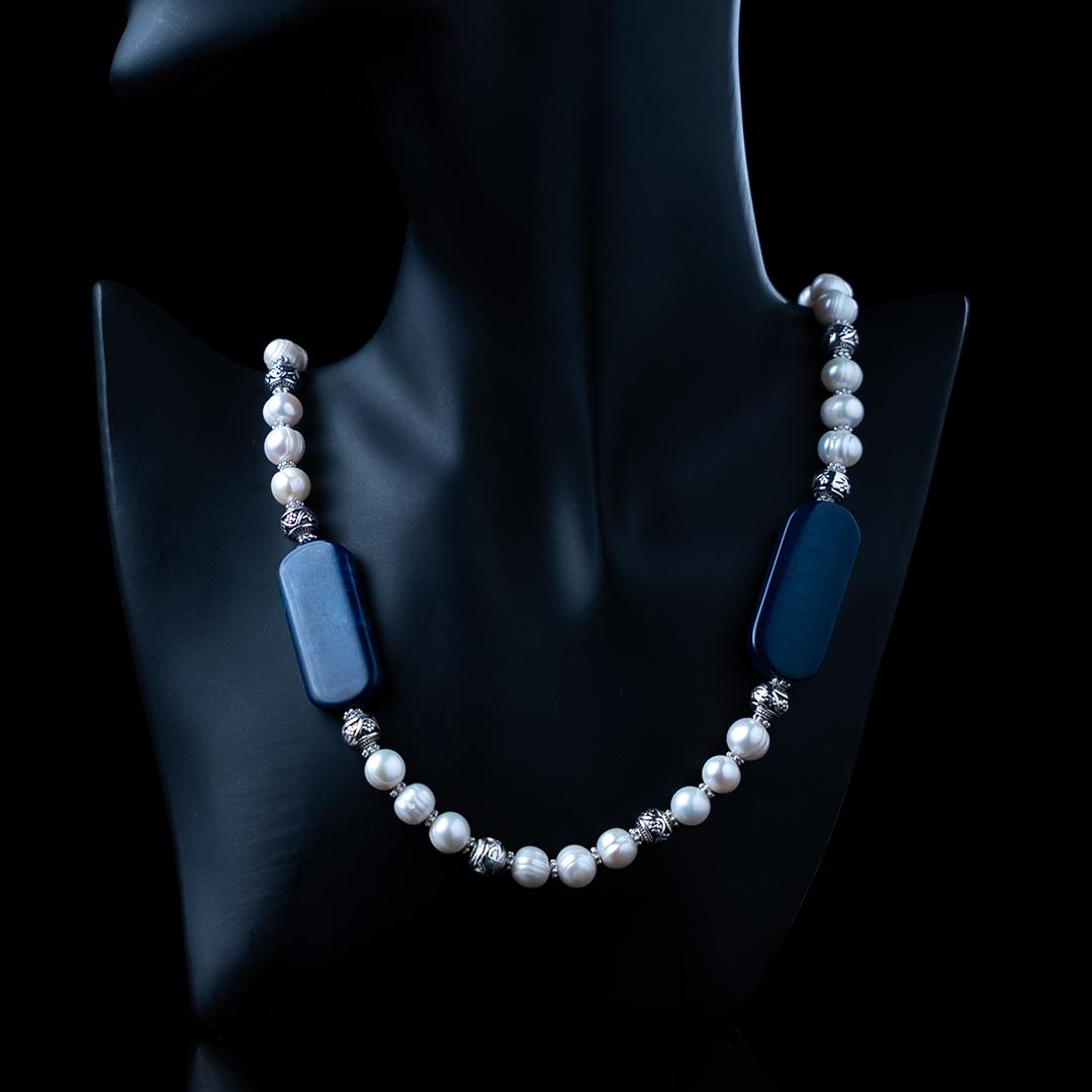 White Pearl Necklace with Blue Gemstone – Shajgoj