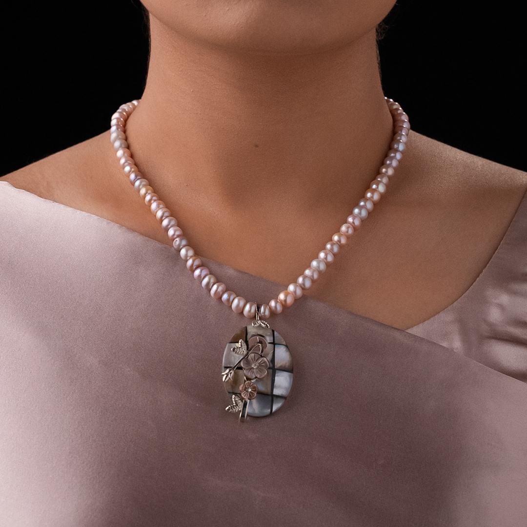 Pink Pearl Necklace with Artisan Locket – Shajgoj